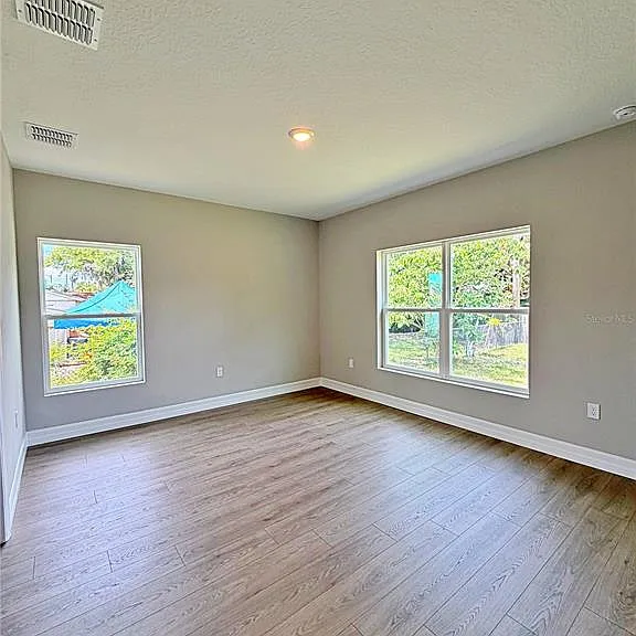 5023 Old Cheney Hwy — Photo 8