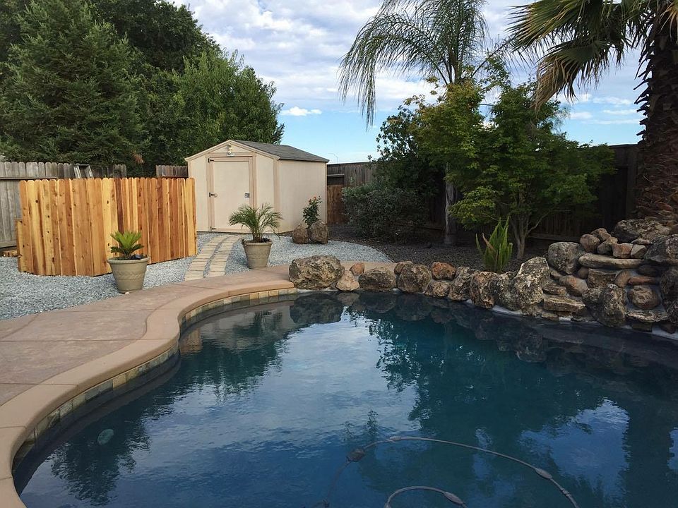 2nd image of 2576 Barona Ct