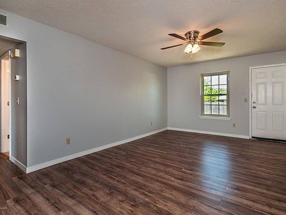 2nd image of 2619 15th Ave
