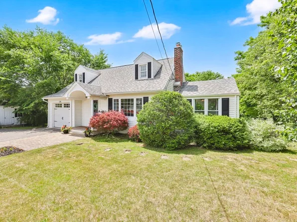 378 Roosevelt Ave, Springfield, MA 01118