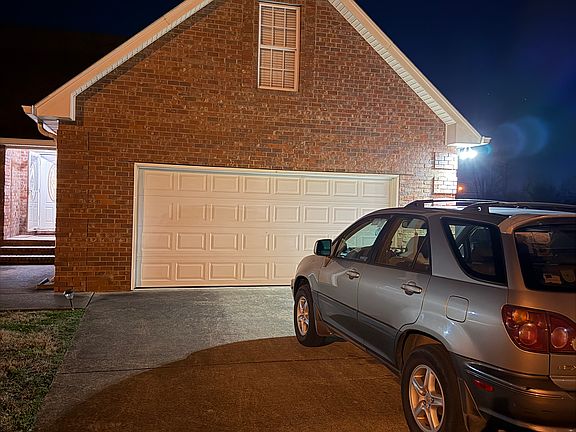 2nd image of 707 Brockten St
