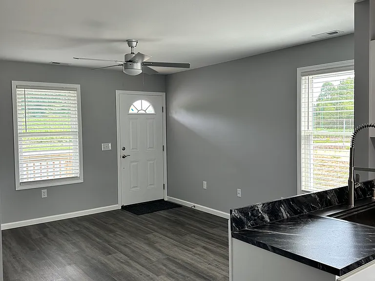 105 Leslies Home Dr — Photo 11
