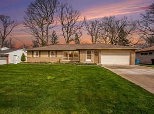 4636 Poinsettia Ave SE, Kentwood, MI 49508