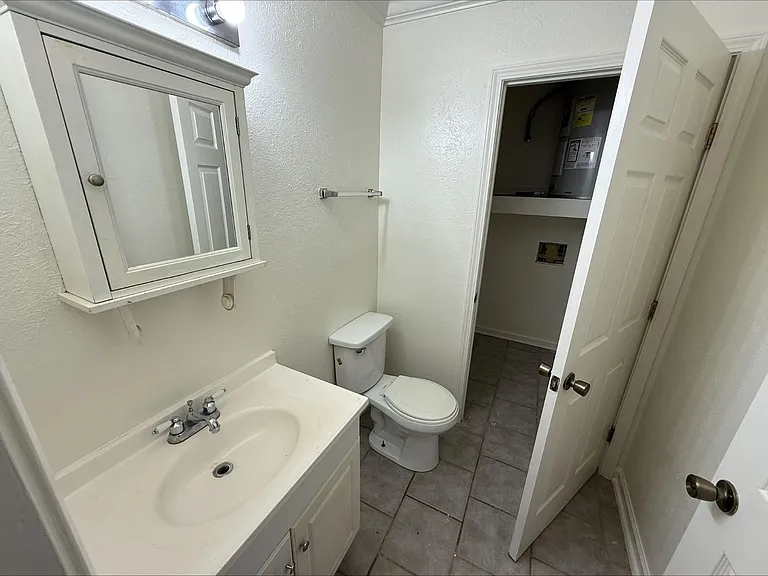 4101 Delaware Ave #14 — Photo 6