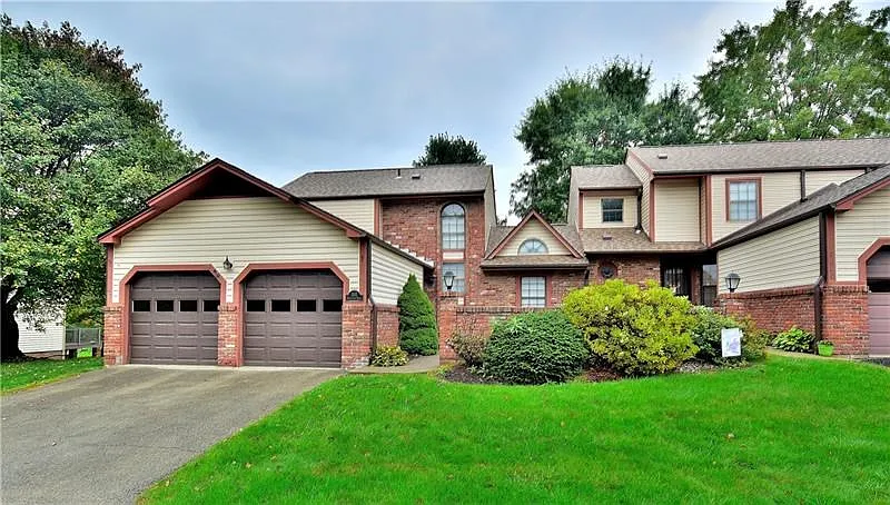 1112 Valleyview Dr photo 1