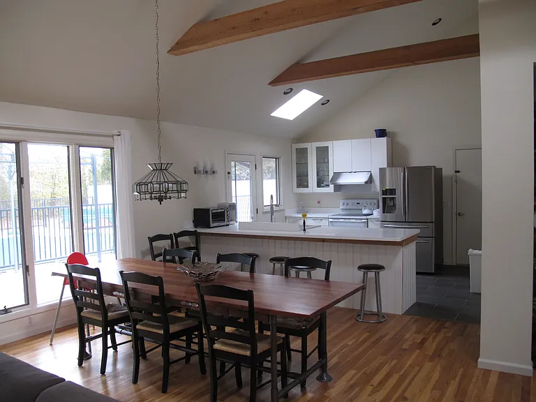 4 Evelyn Ct — Photo 6