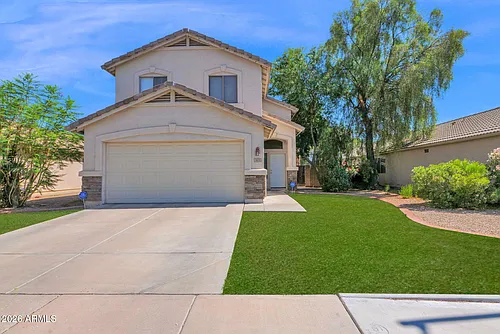 3415 E Menadota Dr Photo 1