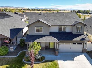 32 N Wooddale Ave, Eagle, ID 83616