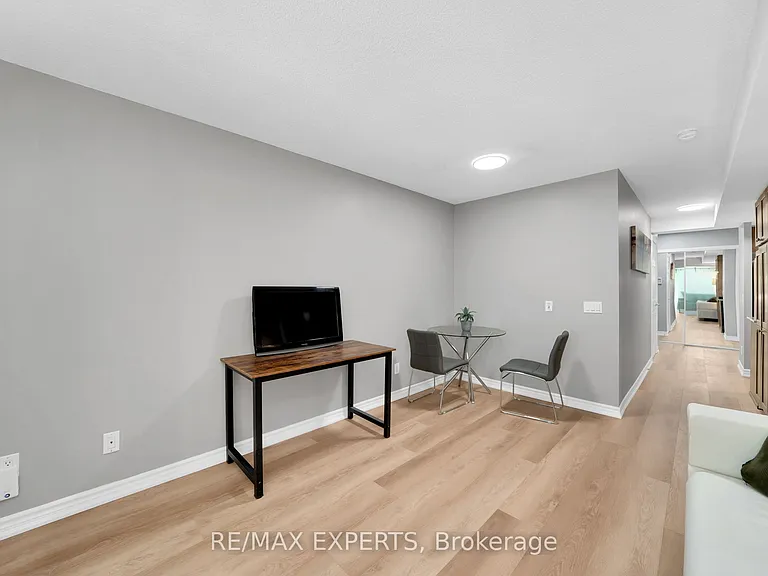 763 Bay St #307 — Photo 18