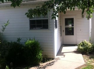 810 S Red Maple Ct, Nixa, MO 65714