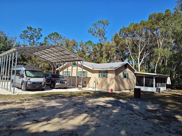 11911 N Ellsworth Ter