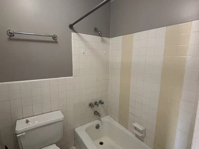 181 Old Montgomery Hwy #B — Photo 14