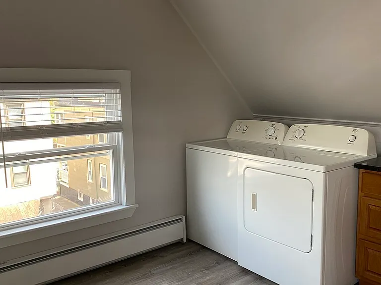 131 Josephine Ave #3 — Photo 6