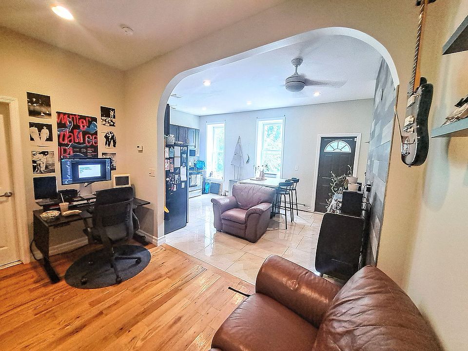 1st image of 490 Marion St #1