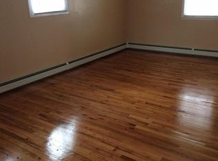 239 Prairie Dr, North Babylon, NY 11703