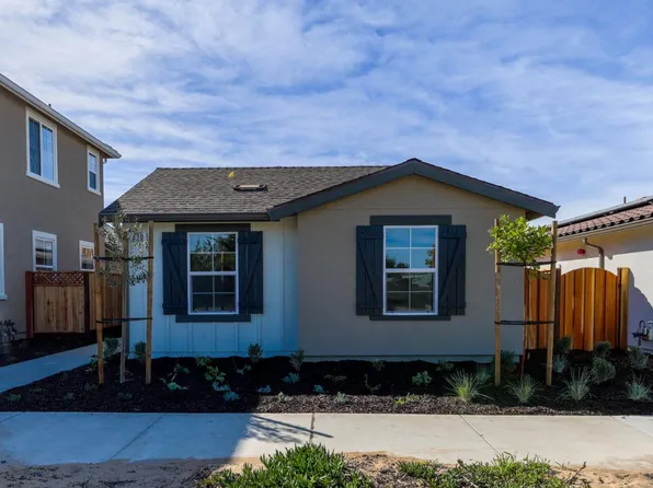 626 Carmel Ave, Marina, CA 93933