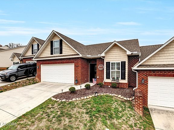 3rd image of 7013 Pemmbrooke Shire Ln