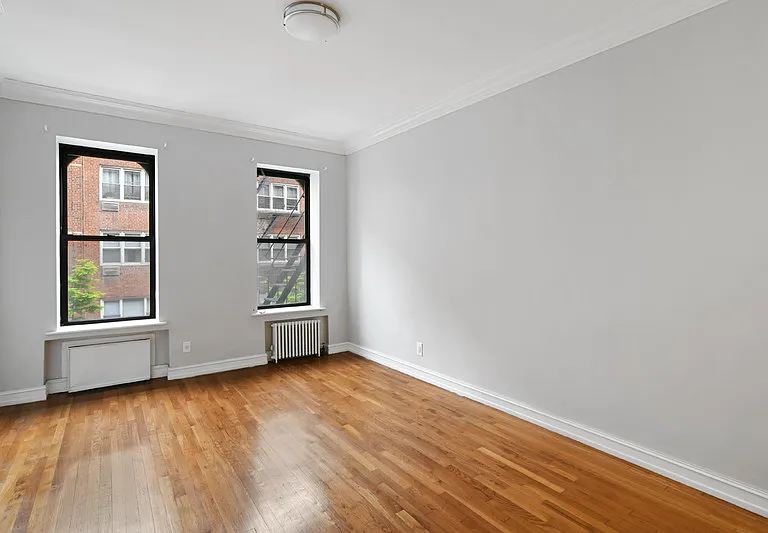 510 E 88th St #1A — Photo 2