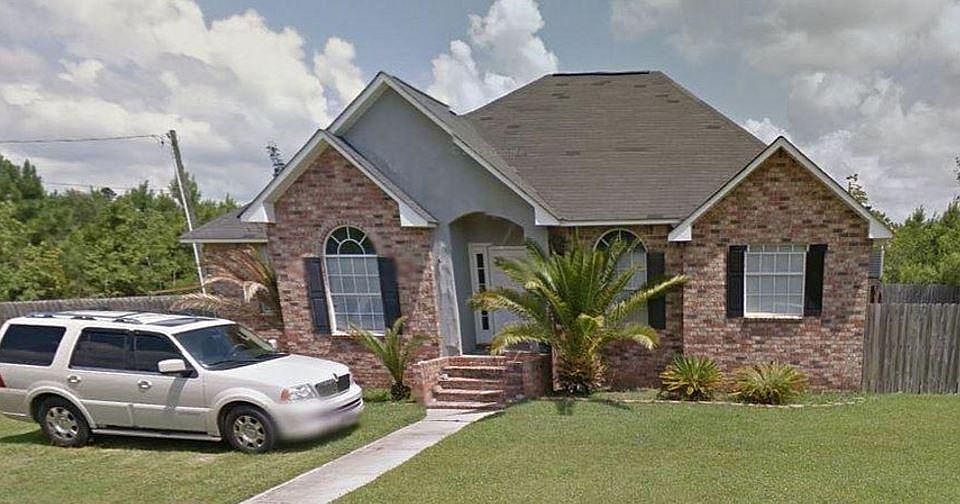 2nd image of 3050 Fifteenth St