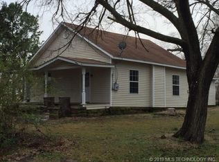 631 Grand Ave, Stuart, OK 74570