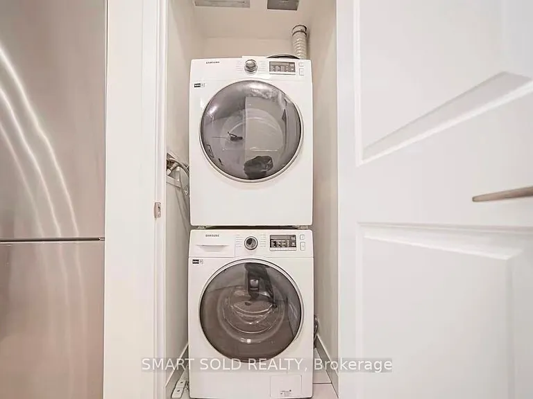 100 Dalhousie St #411 — Photo 26