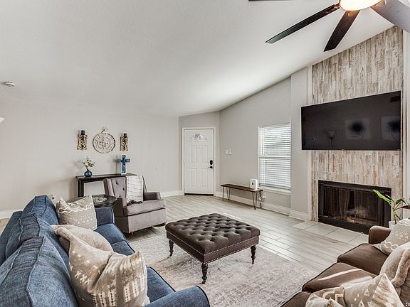 2nd image of 6363 Spring Time