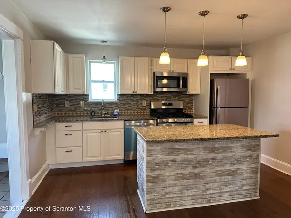 119 Hill St, Jessup, PA 18434