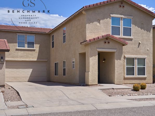 4211 E Wading Pond Dr
