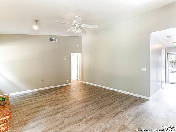 4th image of 7809 Rainey Meadow Ln