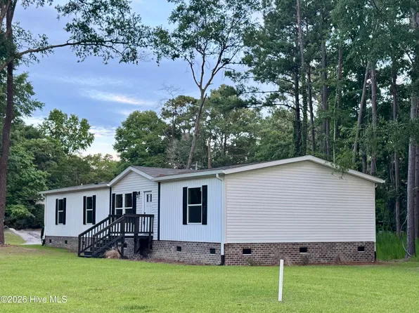 9280 Heritage Drive SW, Calabash, NC 28467