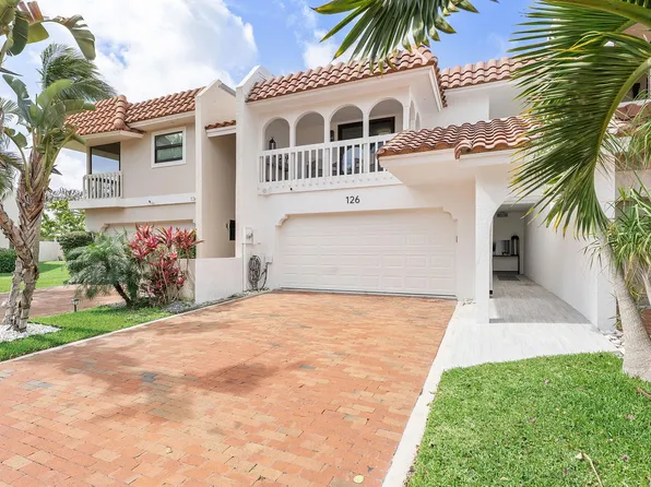 126 Harbor Circle, Delray Beach, FL 33483