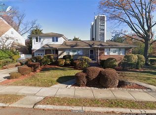 209 Tremont Ave, Fort Lee, NJ