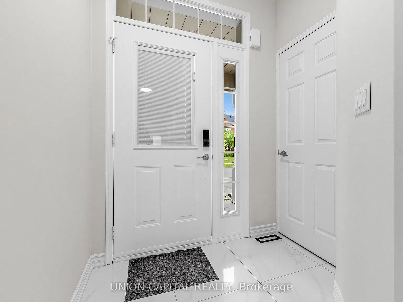 3 bed, $3,600 — Photo 3