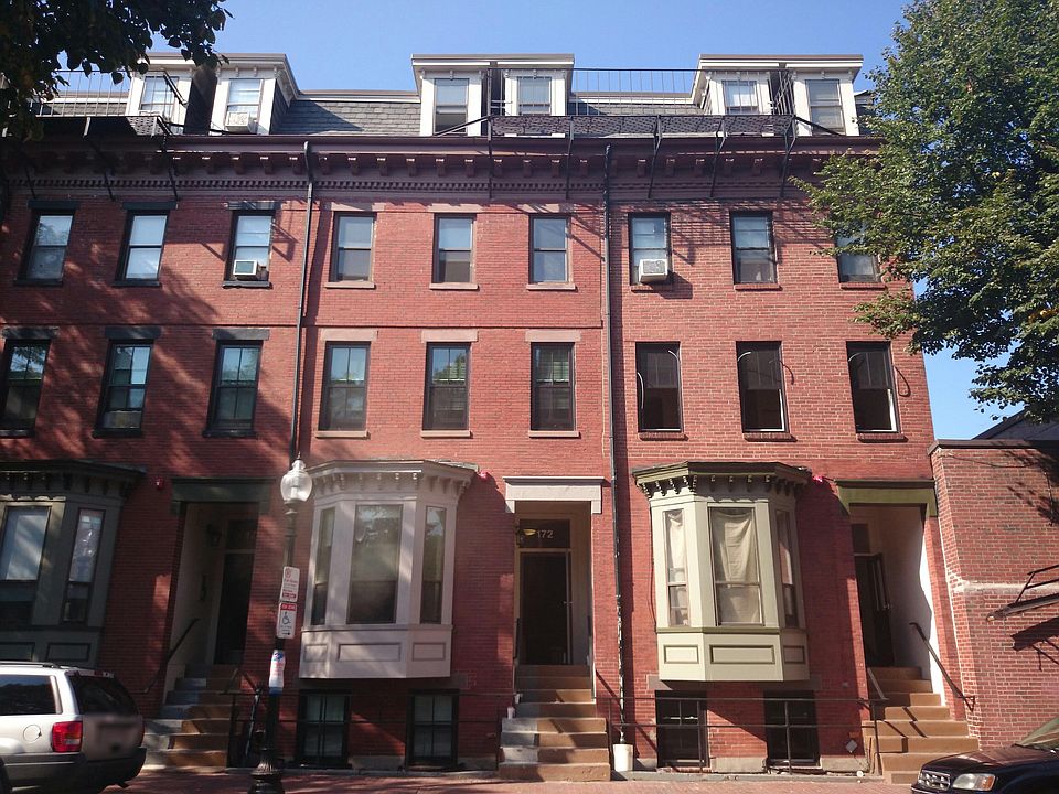 2nd image of 172 W Springfield St