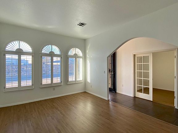 3rd image of 3174 Hidden Valley Dr