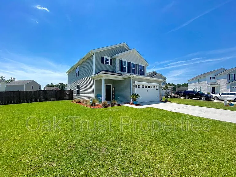 701 Greymohr Ln — Photo 2
