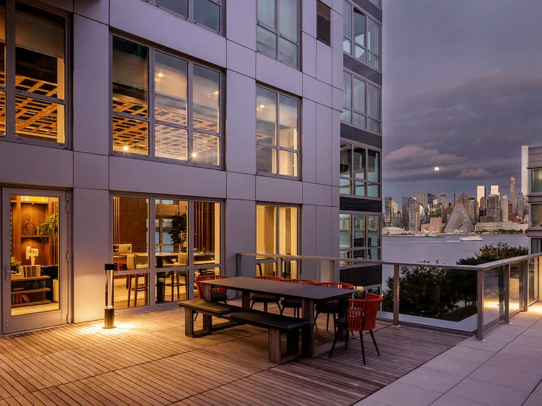 RiverHouse 9 at Port Imperial — Photo 25