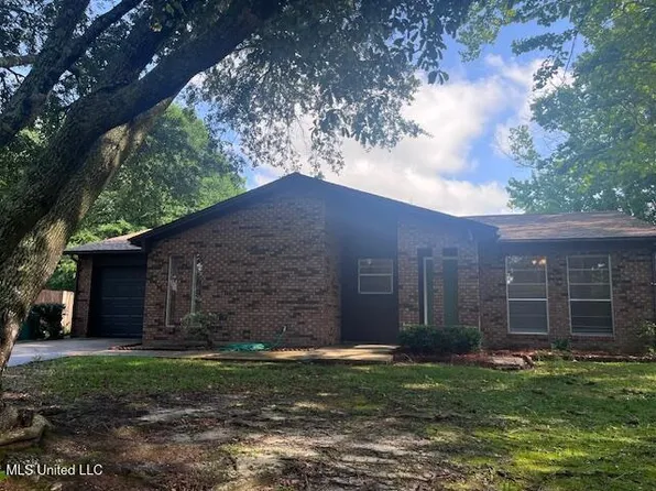 114 Yellowstone Cir, Ocean Springs, MS 39564