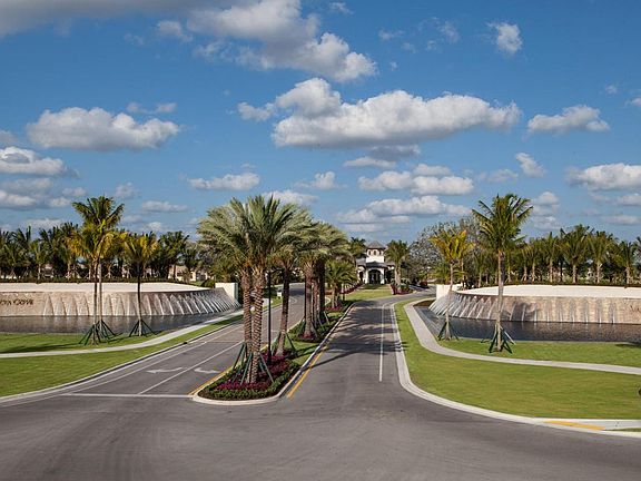 Valencia Cove Entrance