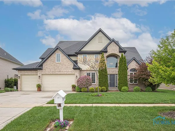 5749 Anchor Hills Dr, Sylvania, OH 43560