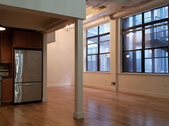 2nd image of 300 Communipaw Ave APT 169
