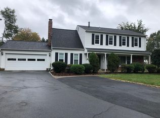 8107 Saint David Ct, Springfield, VA 22153