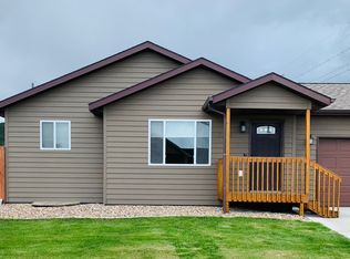 3313 Champion Dr, Rapid City, SD 57701