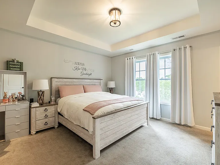 20 Jeffrey Ln — Photo 9
