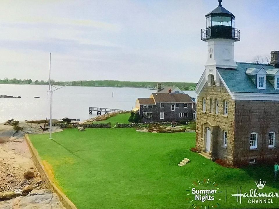 Our cottage beside the Morgan Pt lighthouse. Photo from the Hallmark movie.