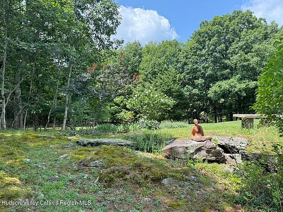 5th image of 828 West Saugerties Woodstock Road