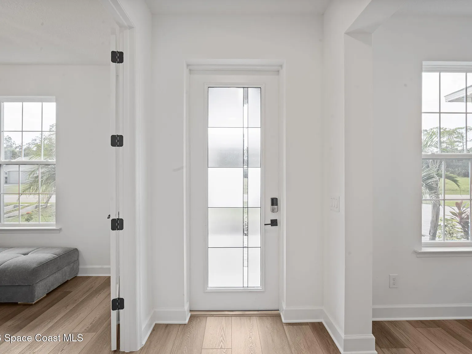 5 bed, 4.0 bath, 3342 sqft, $4,000 — Photo 4