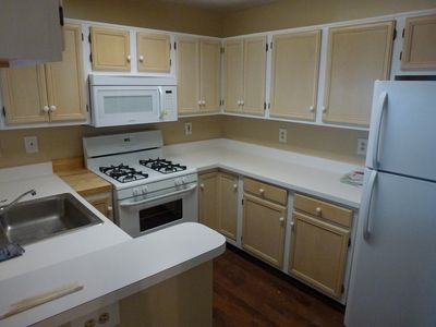 2311 Falls Gable Ln APT G, Baltimore, MD, 21209