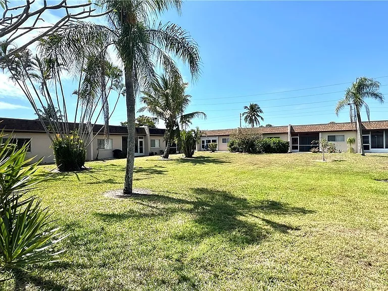 S Pointe Blvd — Photo 17