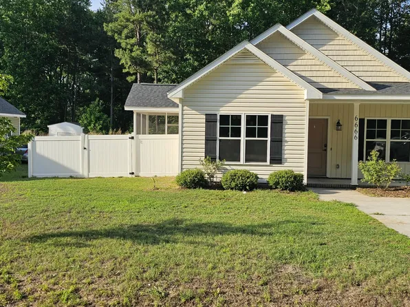 6666 Wall St, Sims, NC 27880